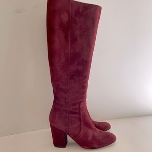 Bettye Muller stunning suede burgundy SZ 7 boots!